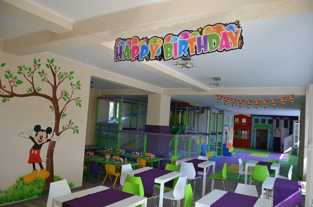 Hotel Nova Residence Popesti-Leordeni エクステリア 写真