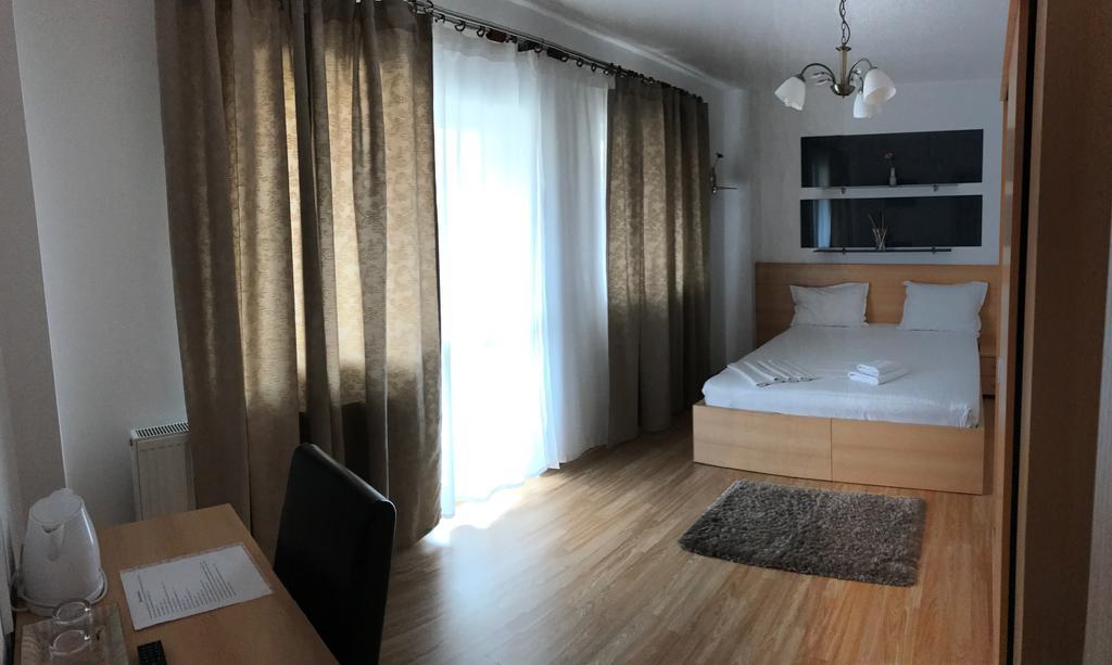 Hotel Nova Residence Popesti-Leordeni エクステリア 写真
